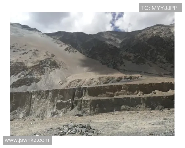 探索刘军在CSGO世界中的成长与挑战之路 探索刘军在CSGO世界中的成长与挑战之路