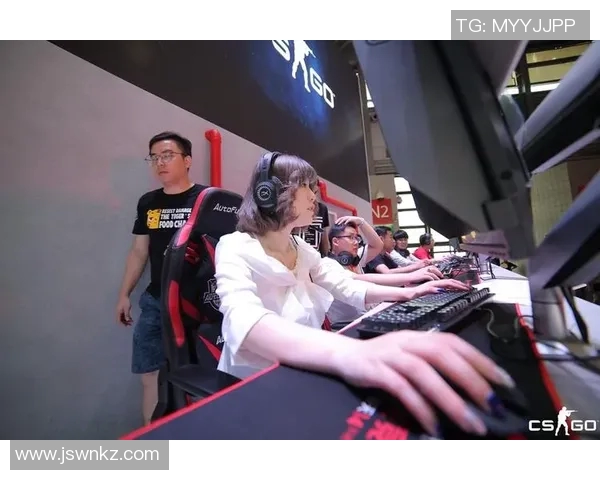 张敏畅谈CSGO成功秘诀揭秘电竞背后的努力与坚持