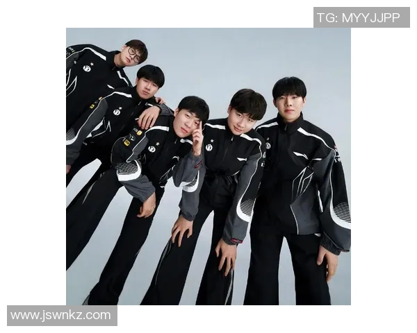 英雄联盟热议IG战队实力争议引发玩家热烈讨论与思考